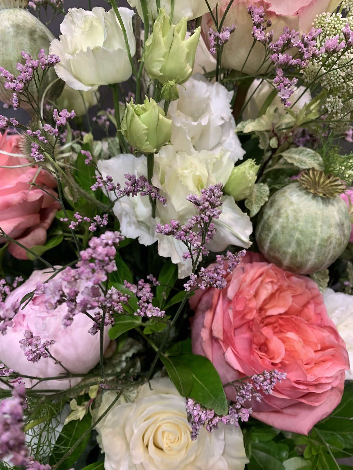 Bouquet de pivoines et roses pastel